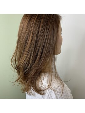 アヴァンス 江坂店(AVANCE.) やわらかベージュ