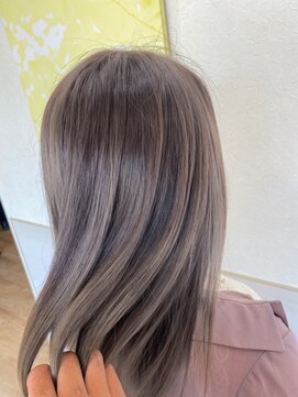 ヘアーサロン ウィッシュ(hair salon Wish) グレイアッシュ