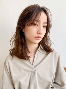 クーラ(Cura) *コテ巻き風ニュアンスパーマ・アッシュベージュ