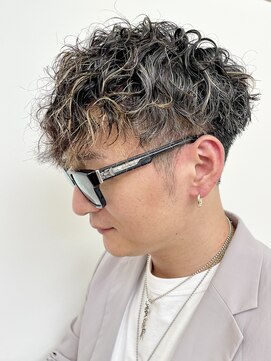 アッシュ 十日市場店(Ash) メッシュが映える/ツイストスパイラルパーマ