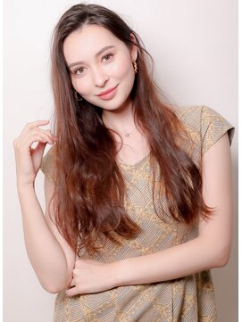 ティアラ 桜木町(TIARA) 重めAラインロング20代３０代無造作波巻きセンターパート