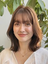 ビュー トウキョウ(VIEW TOKYO)&nbsp;スイートレイヤー/鎖骨ミディアム/透明感カラー/顔周りカット