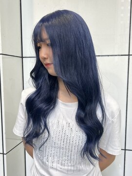 ヘアーアンドメイク ビス(HAIR&MAKE bis) ネイビーカラー/ブルーラベンダー【唐木彩華】