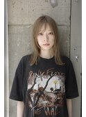 ハイトーングレージュ