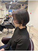 大人可愛い20代30代40代黒髪前下がりショートボブ丸みショート◎