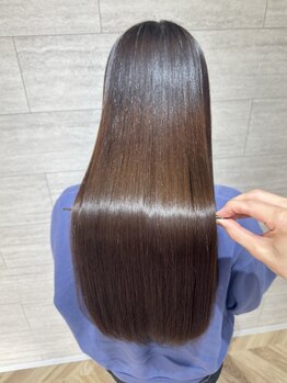 極上の髪質改善メニューで美髪矯正♪こだわりの薬剤で、髪の芯から髪を補修しながらダメージレスに艶髪に☆