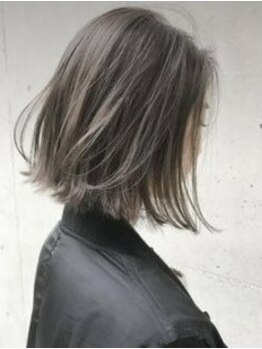 髪のクセや毛流れを見極めて、美髪に導く…。まとまりやすく朝のセットも簡単にキマるStyleに☆