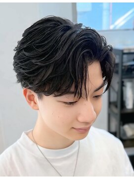 バース バイ ハピネス(BIRTH by happiness) 奈良men'sフェザーパーマフェザーショート