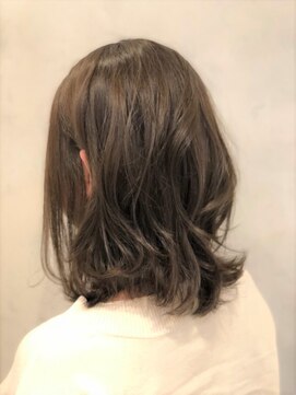 ダリア 立川 立川北口(daLia) 切りっぱなしミディアム