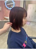 顔まわりレイヤー × ワインレッド