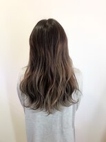 ヘアー ルーム レッド(hair room. red by NYNY)&nbsp;セミロング×外国人風×グラデーション