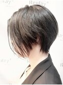 スタイリッシュ前下がりショート