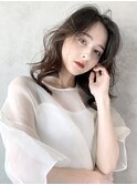 ミディアムウェーブ_ア厚めバングローライトスリークボブ_27224