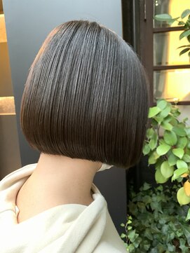 アトリエ ニューヨーク(ATELIER NEWYORK) ミニボブ