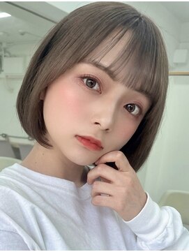 ティア(Tia.) (ボブヘア/髪質改善トリートメント/縮毛矯正/グレージュ)