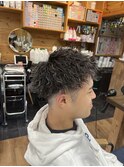 ツイスト強めなメッシュツイスパ