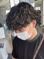 リット バイ フィフス 鹿児島中央駅店(Lit. by fifth) 波巻きパーマシャドウパーマツイストスパイラルパーマウルフ30代