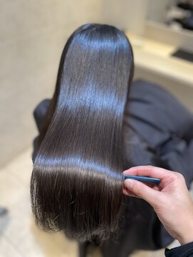 ジーナ 船橋(Zina) ツヤ髪×ダークベージュ