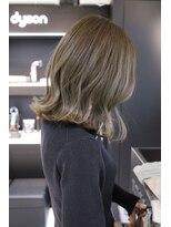 トニーアンドガイ 青山店(TONI & GUY)&nbsp;外ハネくびれボブ × オリーブグレージュ