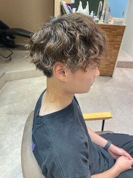 ブラン(blanc) 【ダメージレスパーマ★】刈り上げマッシュ×緩めツイストパーマ