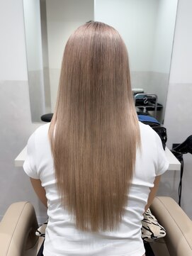 ミルクティーベージュ