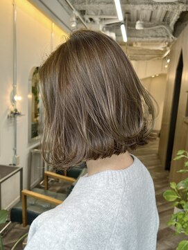 白髪ぼかし 脱白髪染め ハイライト ボブ 40代ヘア 30代ヘア 三宮