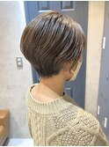 大人女性に人気☆小顔見せ美シルエットショート
