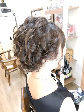 ロカット サロン(Roquat Salon) ウェーブアップアレンジ【ヘアアレンジ  立川/立川南/八王子】
