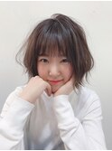 王道で可愛い♪アッシュベージュハイライト×切りっぱボブ