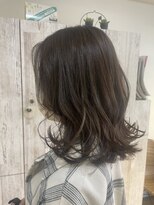 エコルアヘアー(ecolua hair) ミディアム×オリーブカラー