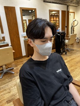 エクリ 麻布十番(equri) ニュアンスパーマセンターパート