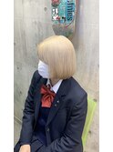 ボブ×ホワイトベージュ