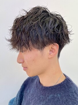 アッシュ 十日市場店(Ash) 波巻きパーマスタイル