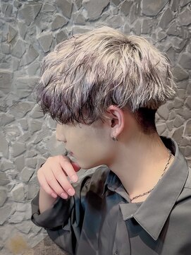 メンズサロン ガウディ 三宮店(men's salon Gaudi) フォックスカラー×メンズマッシュ×スパイラルパーマ仕上げ