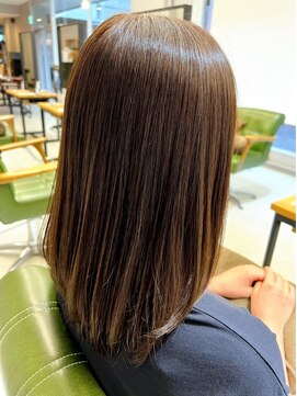 グラム 岡崎北店(gram) 【gram】ミディアム_内巻き_ストレート_ナチュラルy
