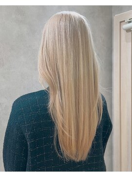 メゾンドイギー(MAISON de IGGY) ロングレイヤー×ハイトーンベージュ