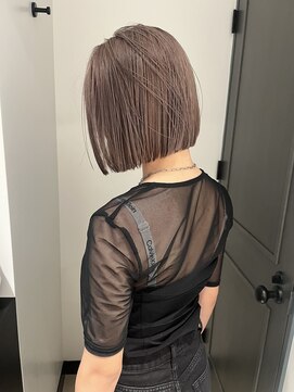 ロールアップスリーブス(ROLL UP SLEEVES) ケアブリーチ　milk grayju / bob