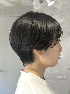 ルイ(ROUIS produced by LUCK 津田沼) ROUIS 津田沼 ナチュラルショート/黒髪スタイル/ショートヘア