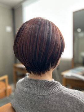 《丸みショート×アンブレラカラー》