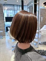 ウィル 都島店(WiLL)&nbsp;20代30代40代大人可愛い白髪ぼかしハイライト丸みボブ（2）