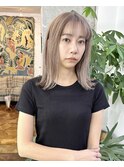 ブリーチ/くすみベージュ/ボブ/ホワイトベージュ/柏美容室