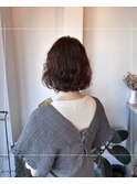 くせ毛を活かしたパーマ風ワンレンボブ
