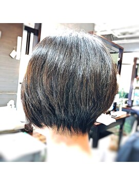 キャン 温品店(CAN) 【CAN】大人女子におすすめ!前下がりグラデーションボブ