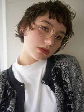 アカ(ACA) ボブ　ショート　パーマ　［札幌/大通/すすきの/韓国］