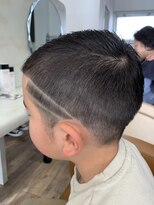エメ ヘアー(aimer hair) ライン チャイルドカット