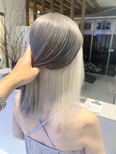 ラグシス(LUXIS) inner perl white