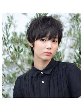 リリー(Rilie) 乾かして収まるマッシュショート