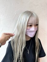 ヘアーサロン 6(hair salon) ホワイト寄りペールハイトーン