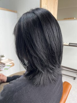 アルバ(aLba) 【村上慶太】ツヤ髪　ミディアム