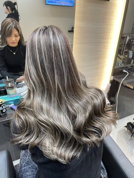 ラピス 大阪アメ村店(Lapis) コントラストハイライト